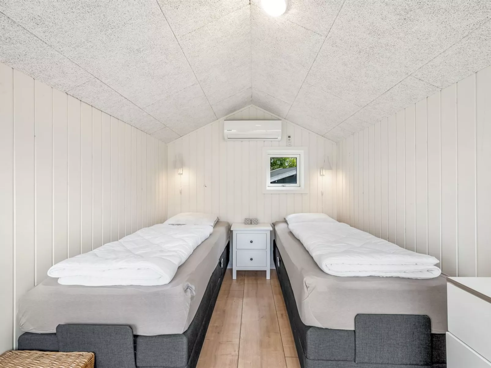 "Tiina" - 500m to the fjord-Binnen