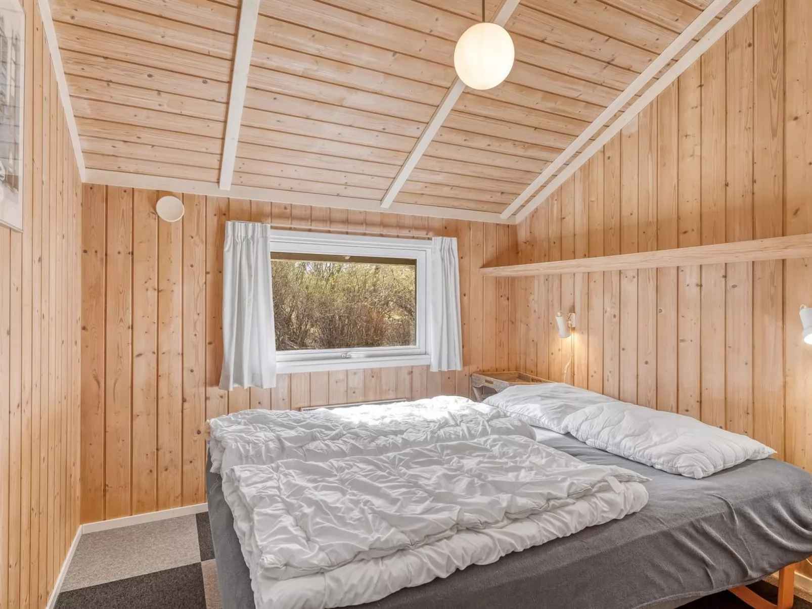 "Emili" - 300m from the sea-Binnen