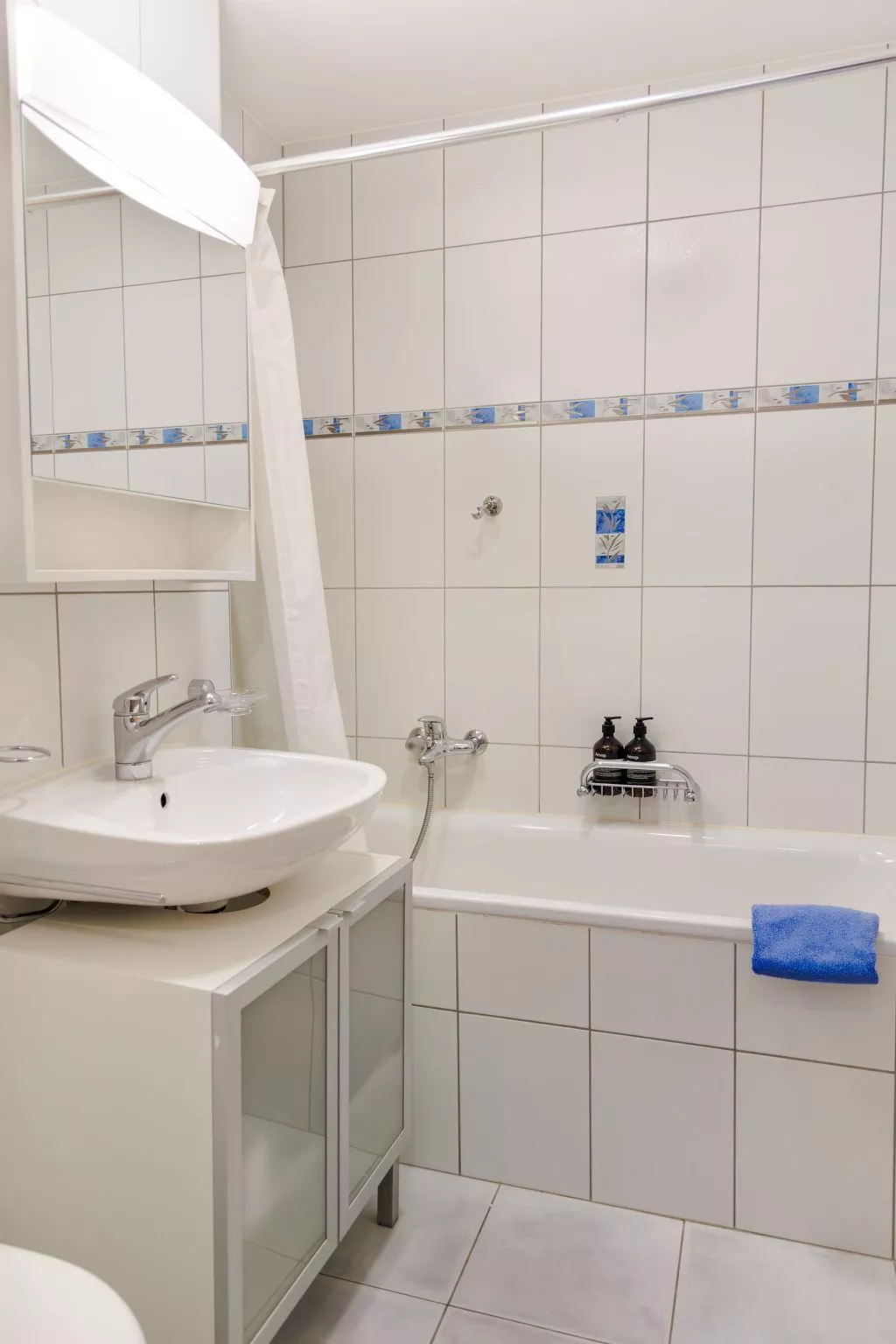 Snow-Fun B 25-Binnen