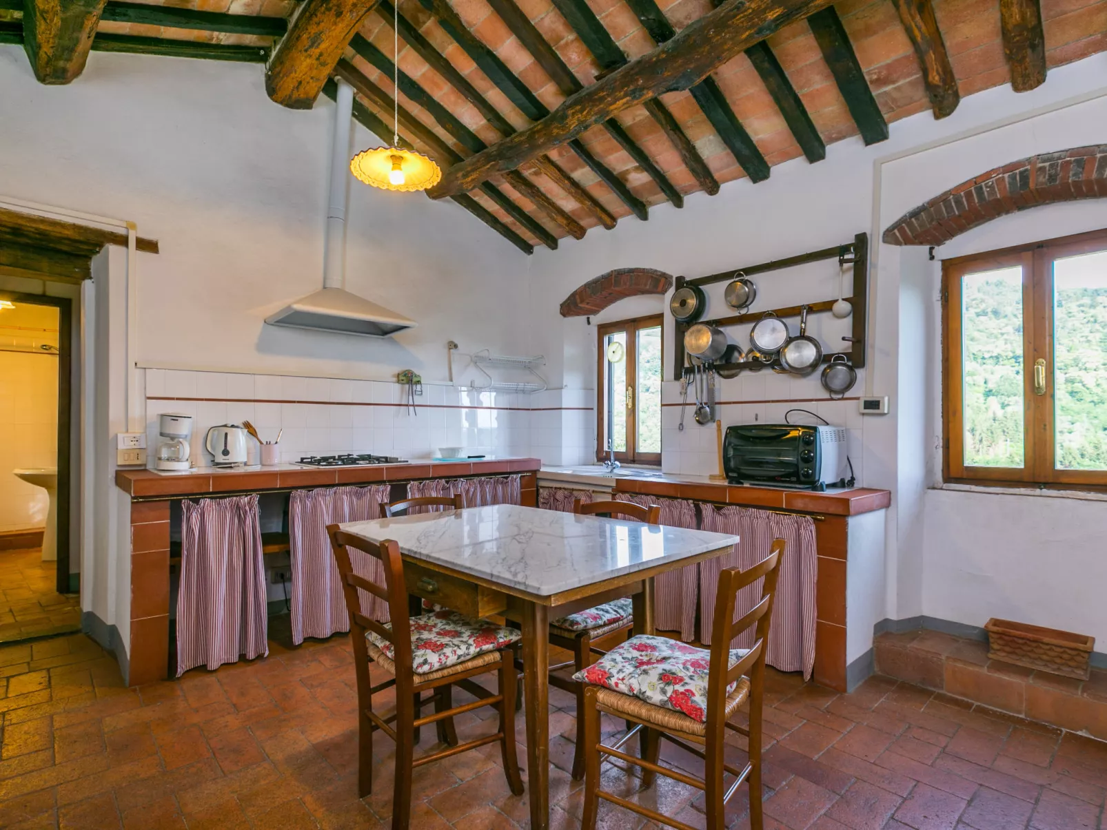 Podere Villa/Apt. Mezzo-Binnen