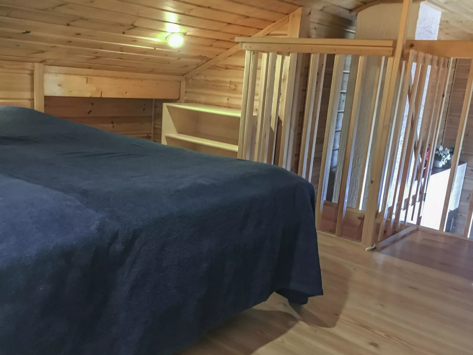 Lomaylläs b26 /palovaarankaarre 8 a-Binnen