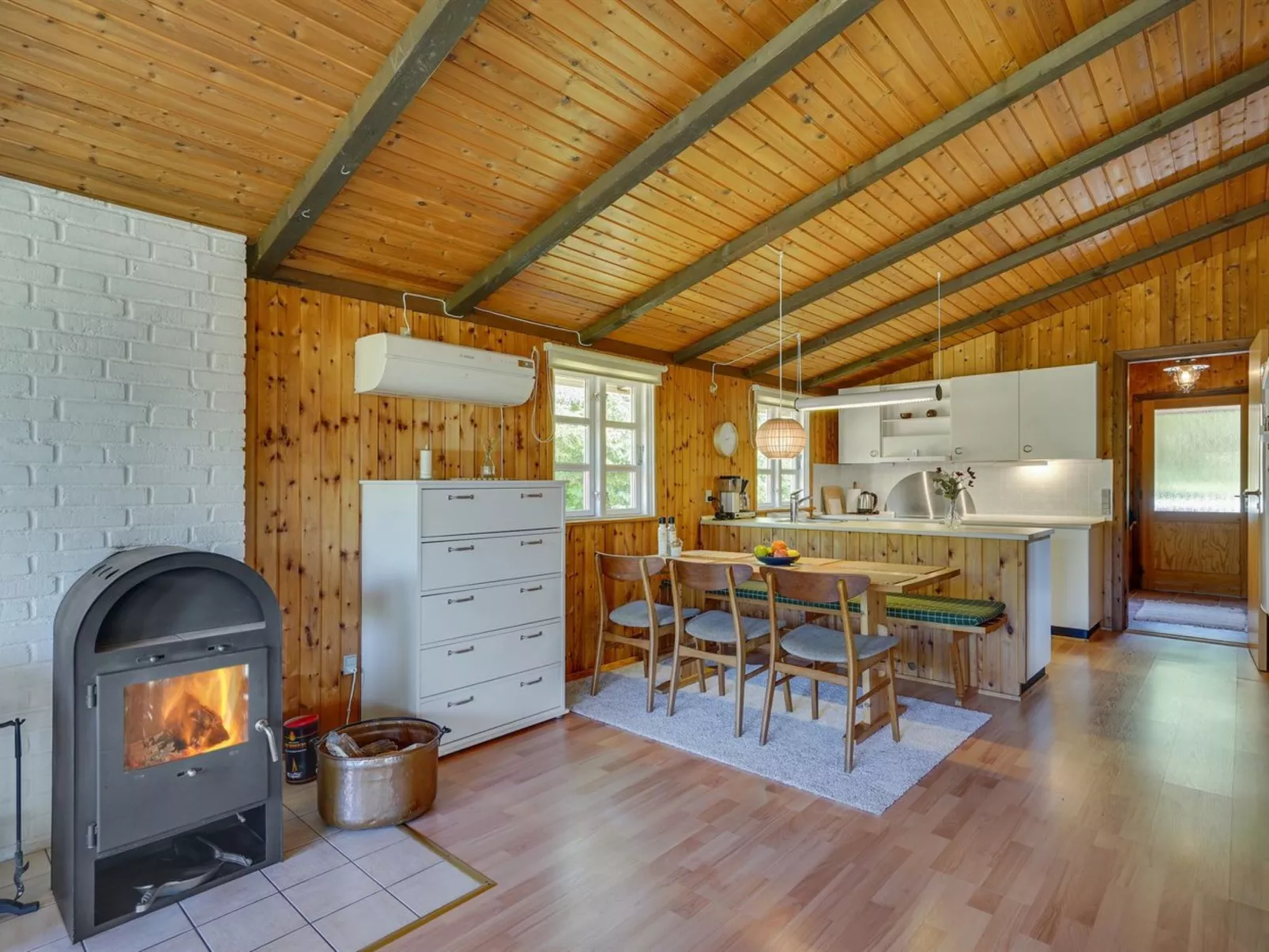 "Kaarle" - 400m to the fjord-Binnen