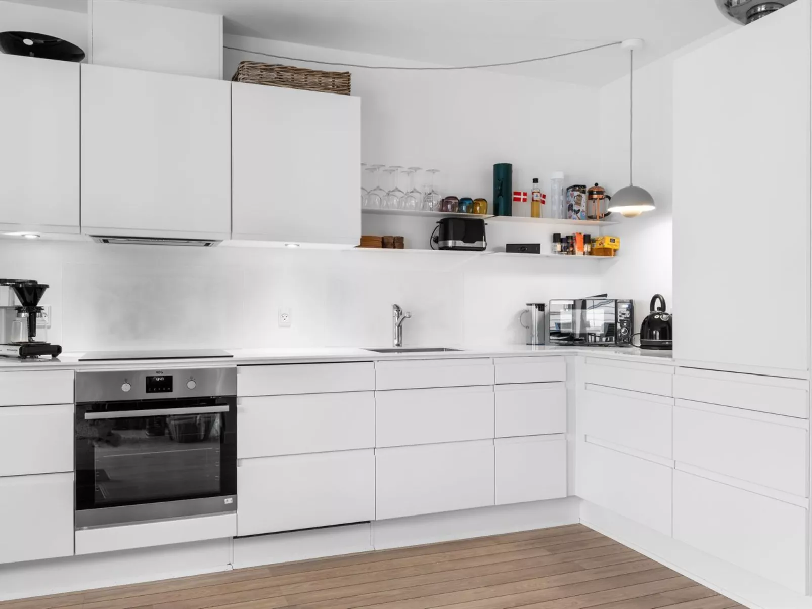 "Kari" - 50m from the sea-Binnen