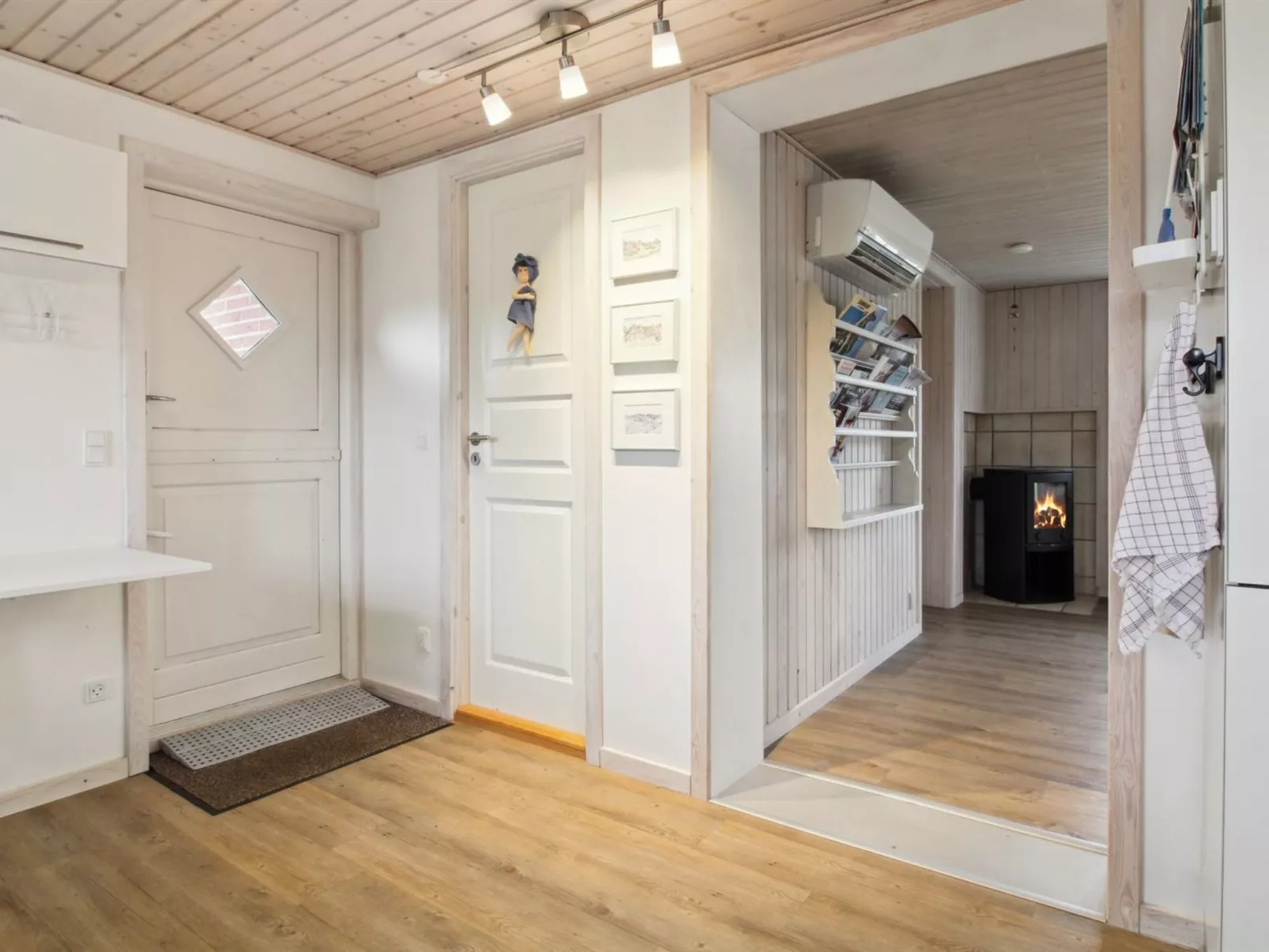 "Uddi" - 1.3km from the sea-Binnen