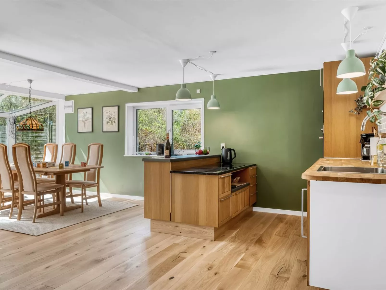 "Riitta" -  from the sea-Binnen