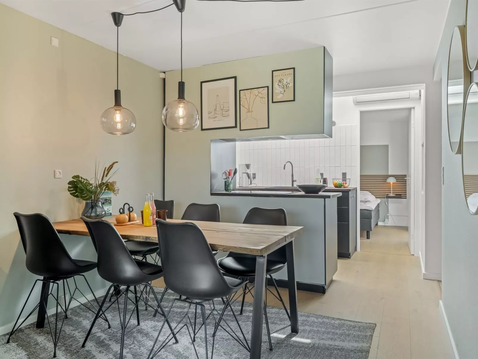 "Mimi" - 900m from the sea-Binnen