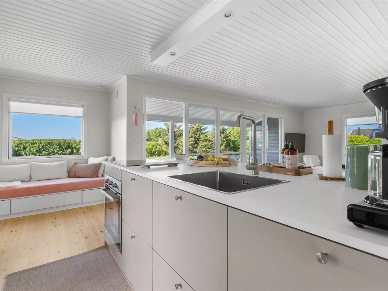 "Iven" - 140m from the sea-Binnen