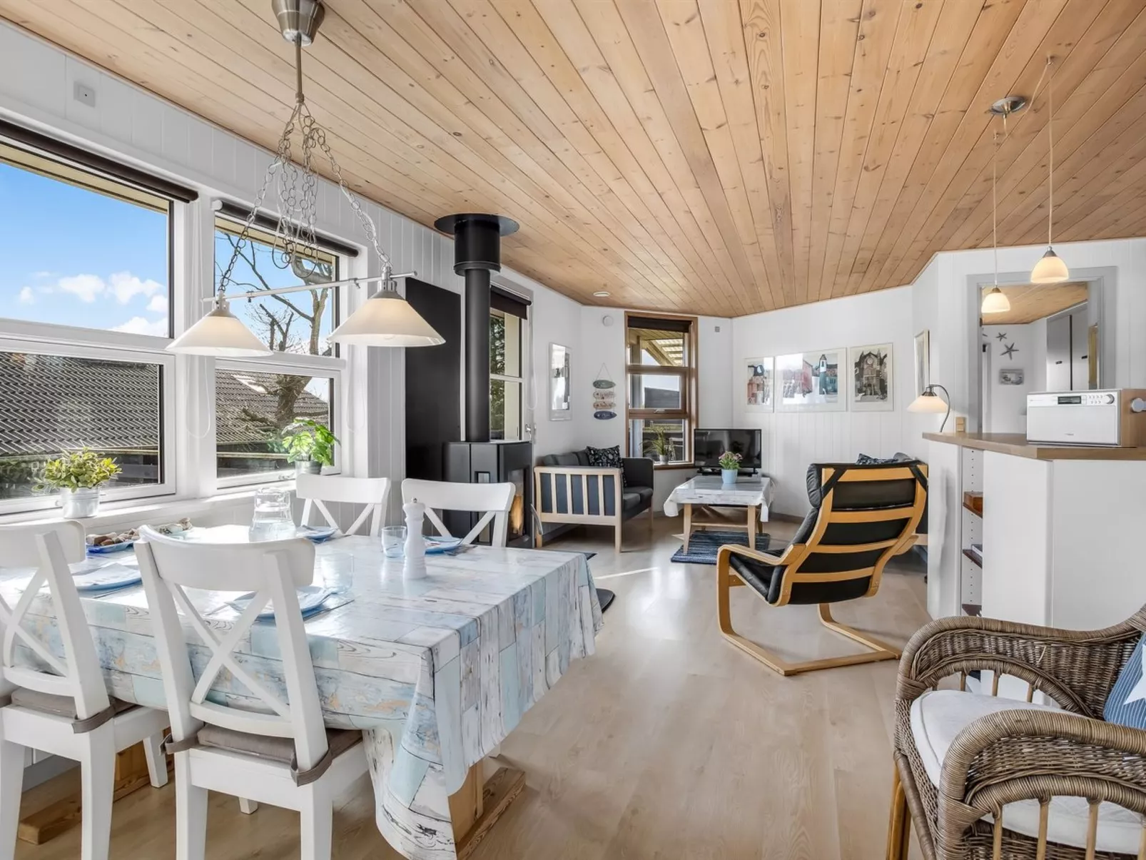 "Terttu" - 250m from the sea-Binnen