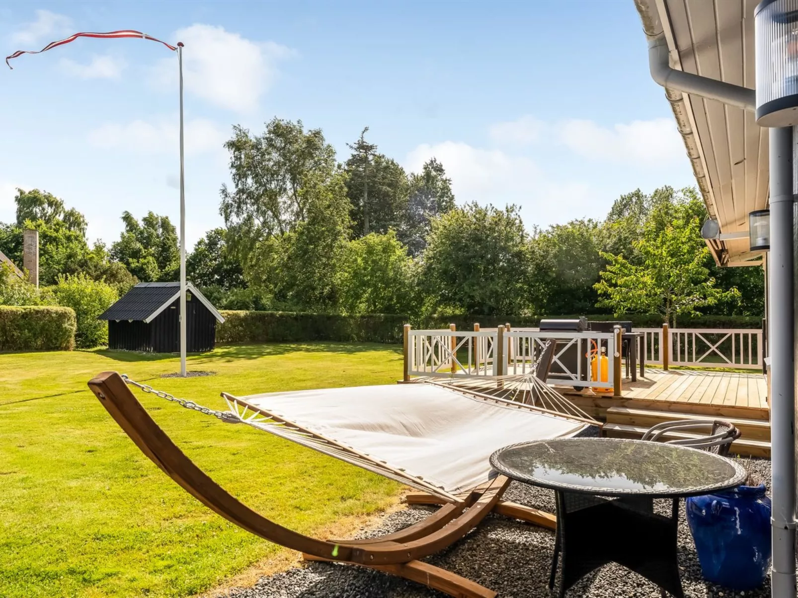 "Helma" - 500m to the fjord-Buiten