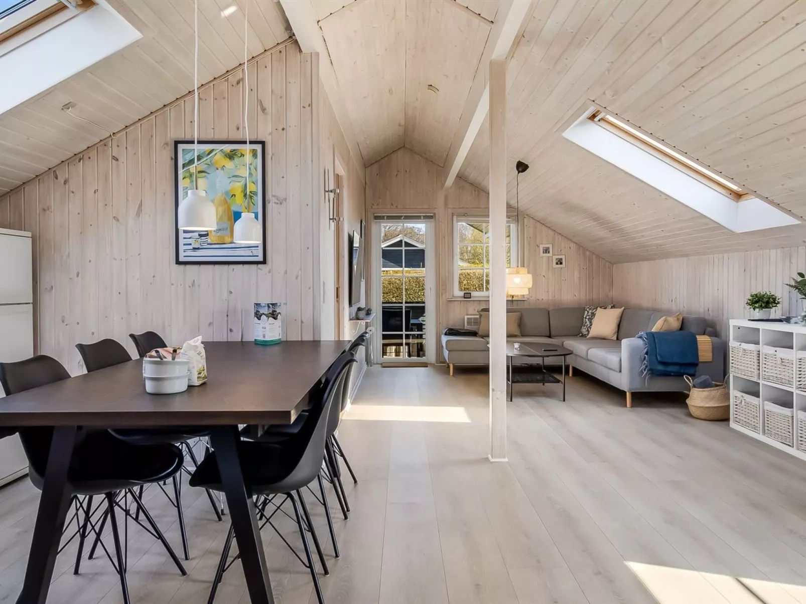 "Aika" - 450m from the sea-Binnen