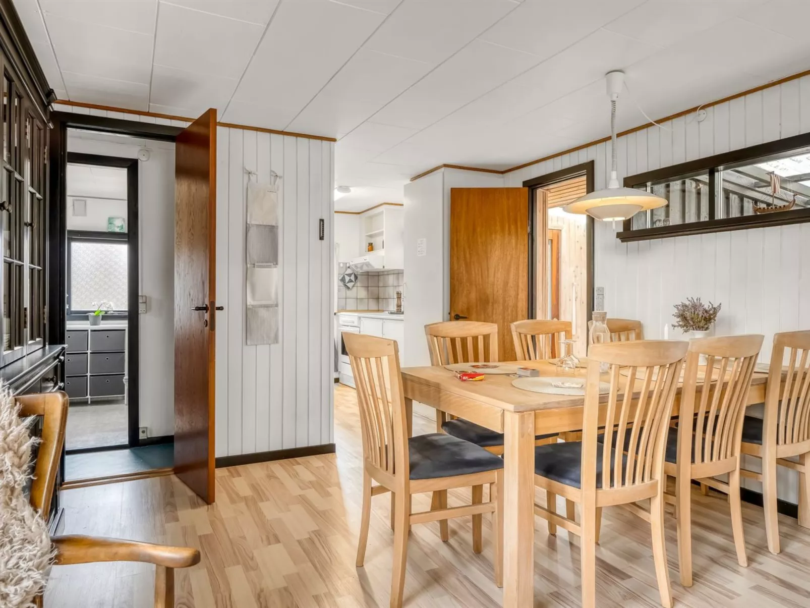 "Hælf" - 600m from the sea-Binnen