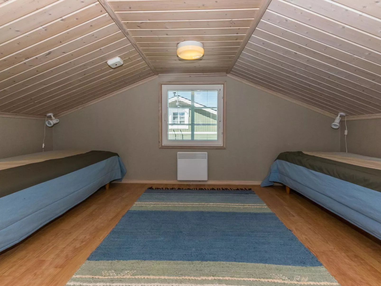 Rukan taikavuosseli 12 a-Binnen