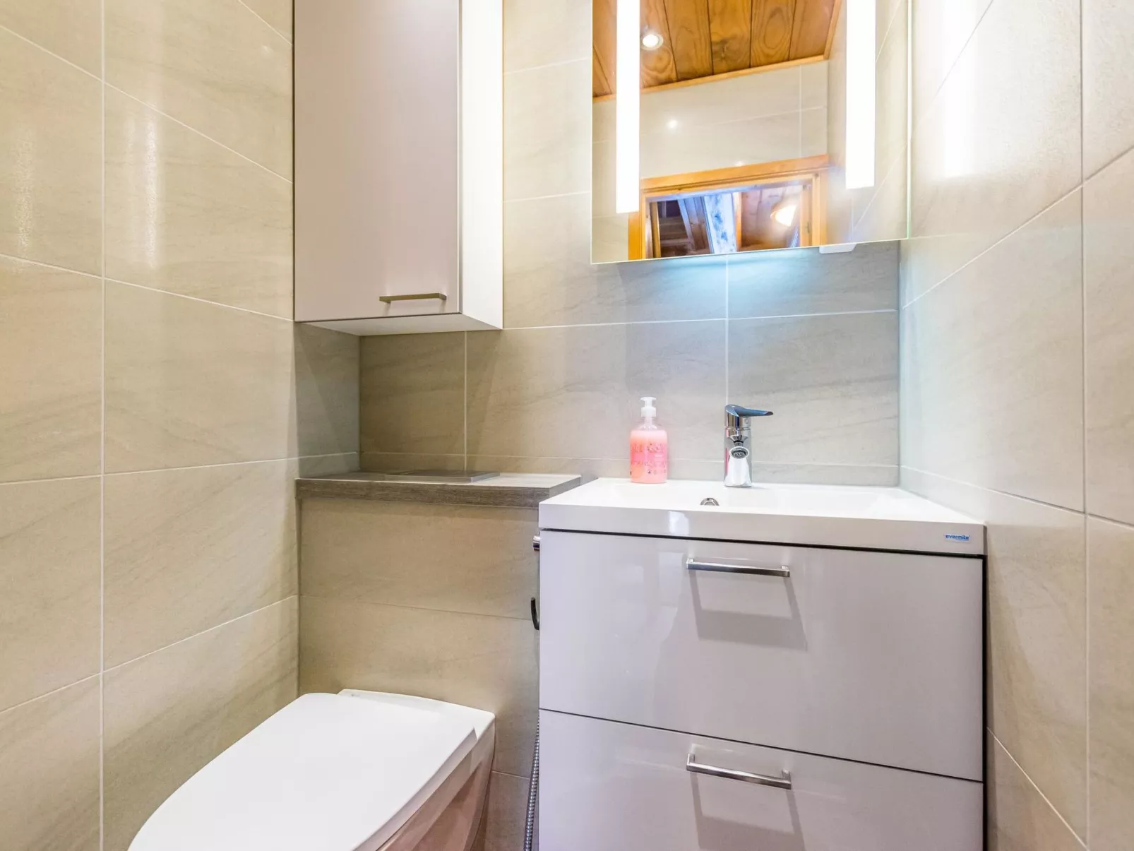 Vuosselinkulma 1-Binnen