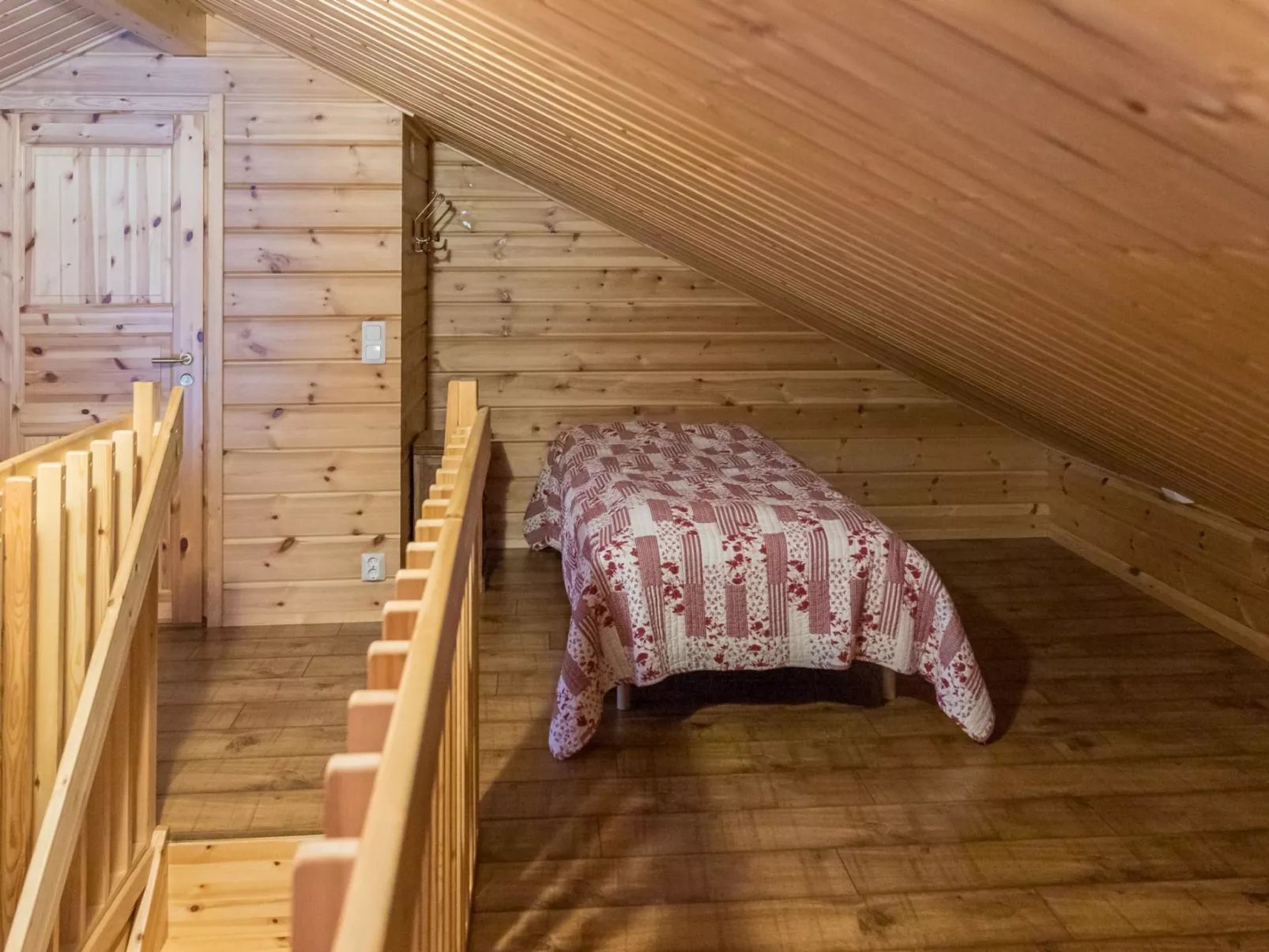 Ylläskaira a-Binnen