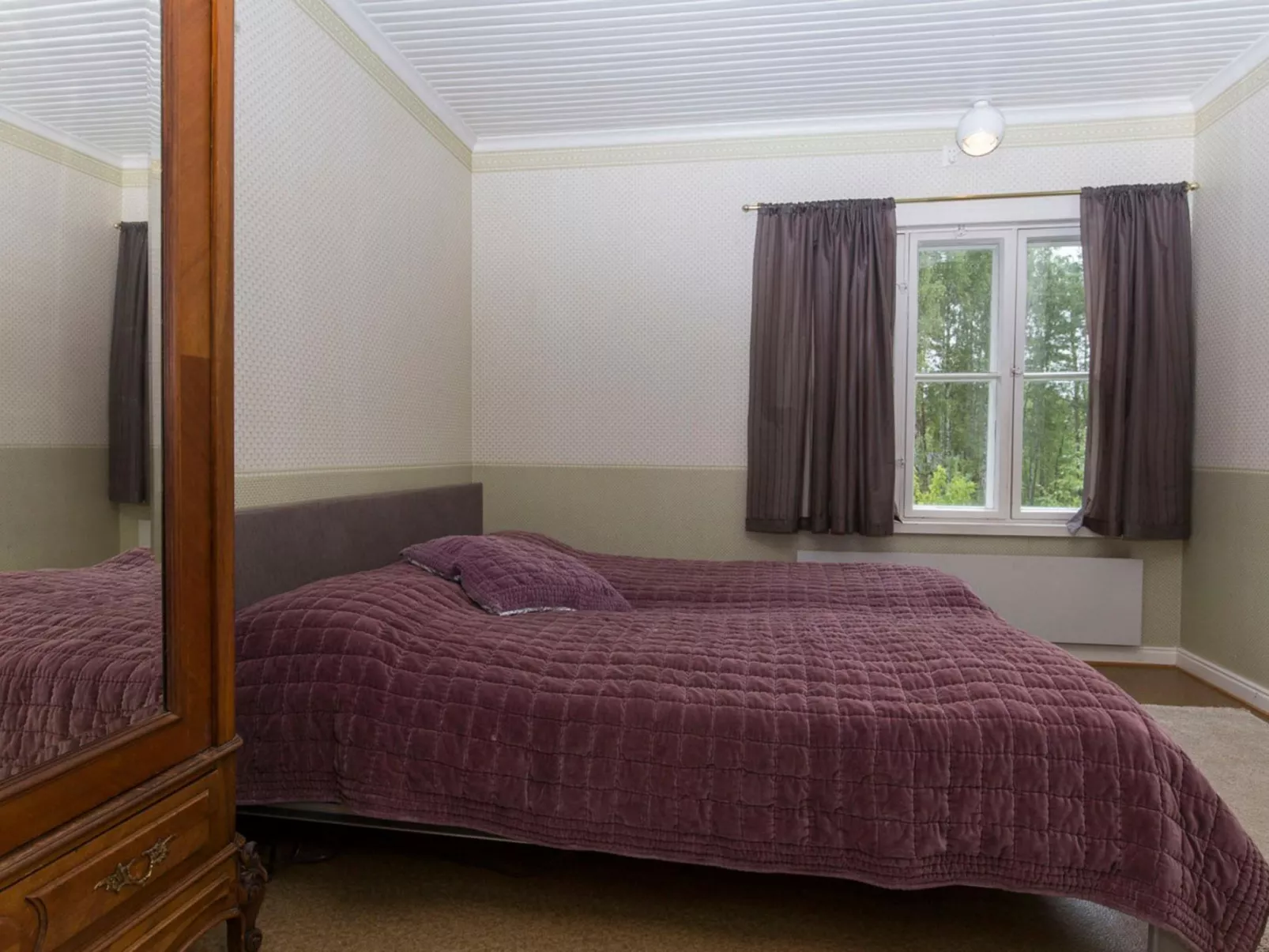 Villa kukkapää-Binnen