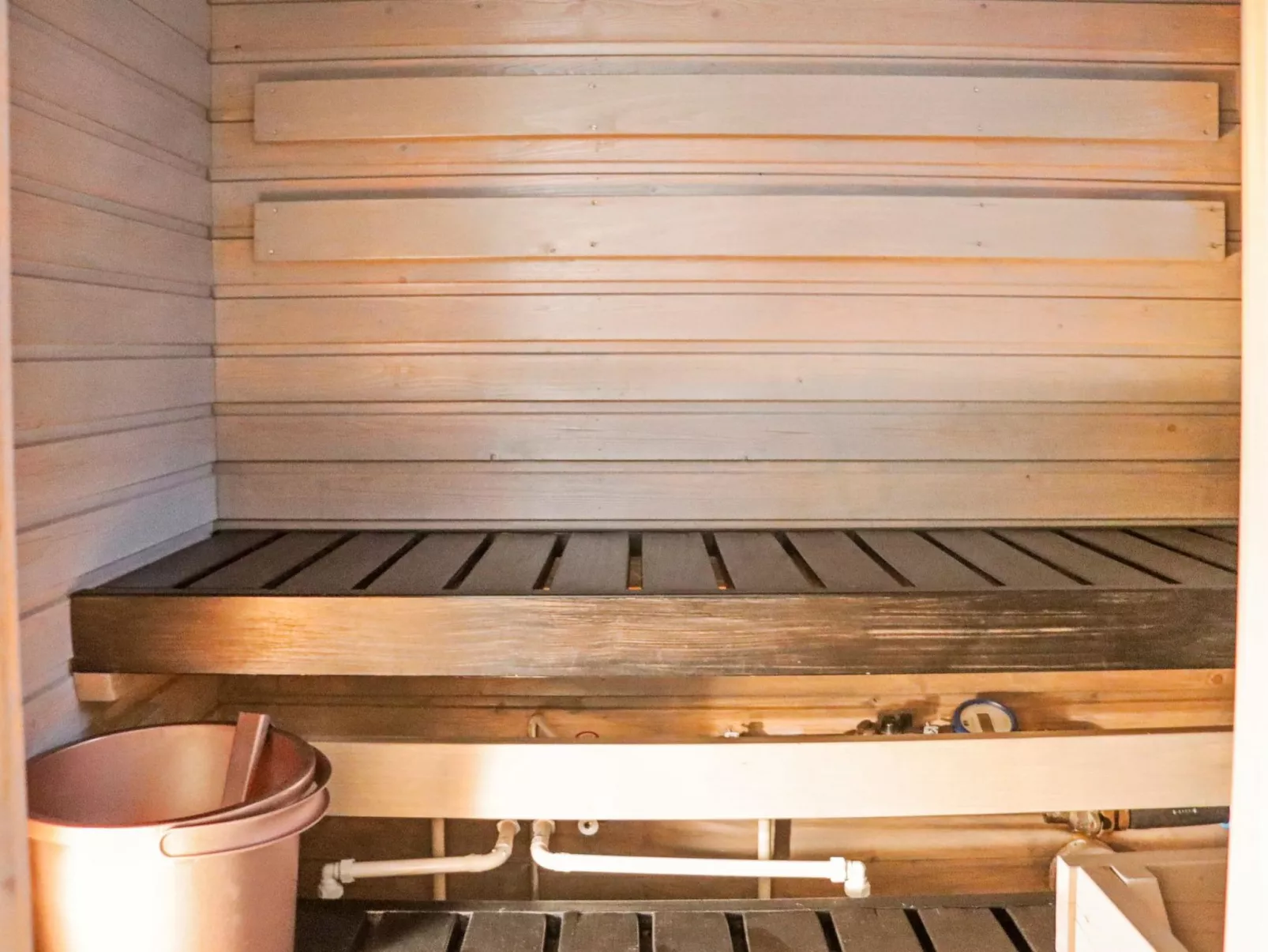 Aurinkoalppi 10b paritalo-Binnen