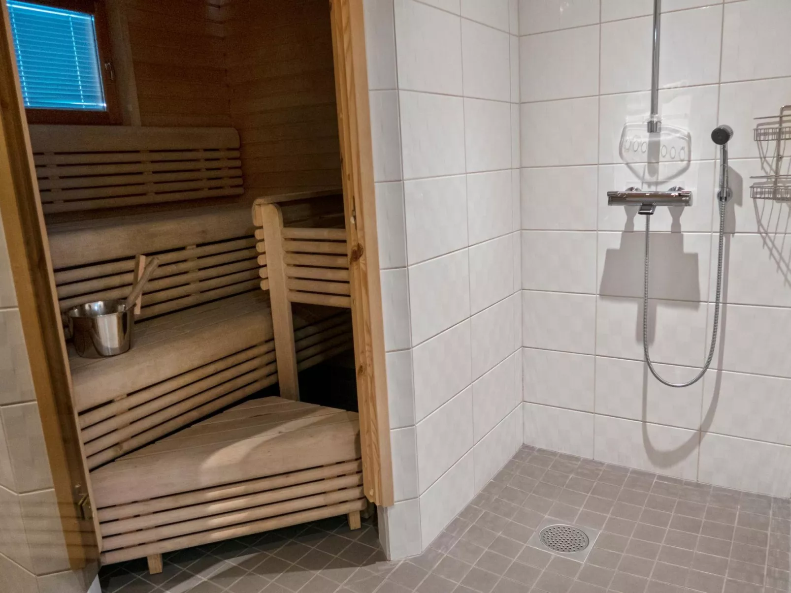 Vuokatinlampi 7 a-Binnen