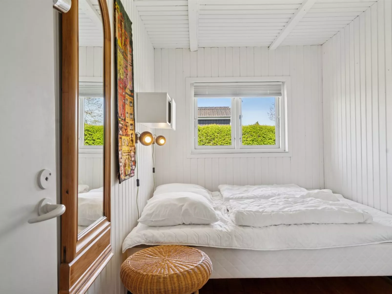 "Hira" - 200m from the sea-Binnen