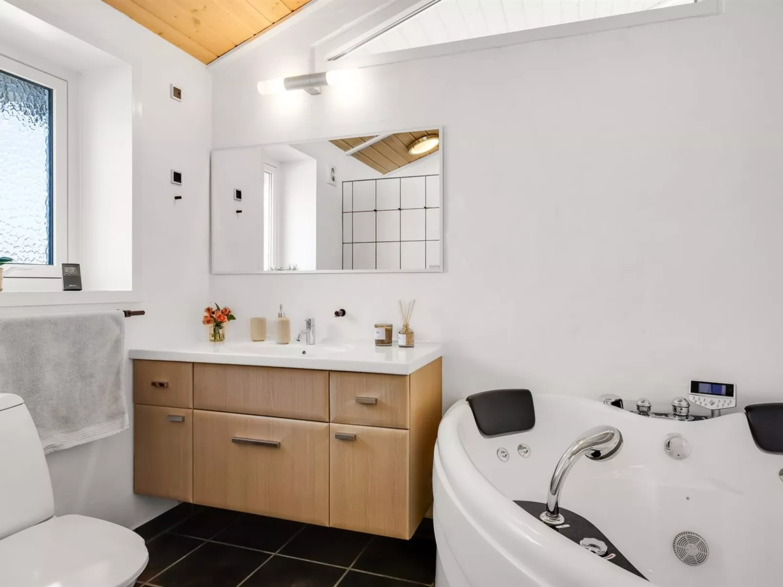 "Jelke" - 500m from the sea-Binnen