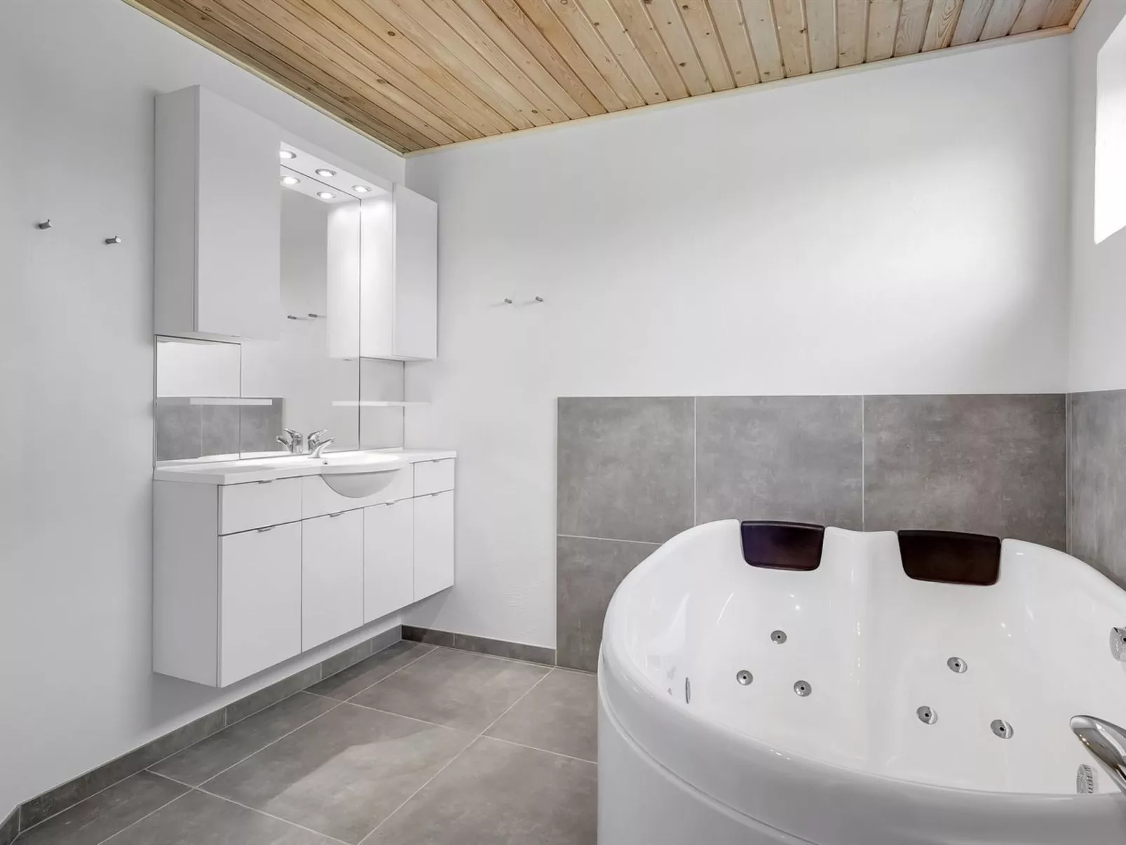 "Fridoline" - 450m from the sea-Binnen