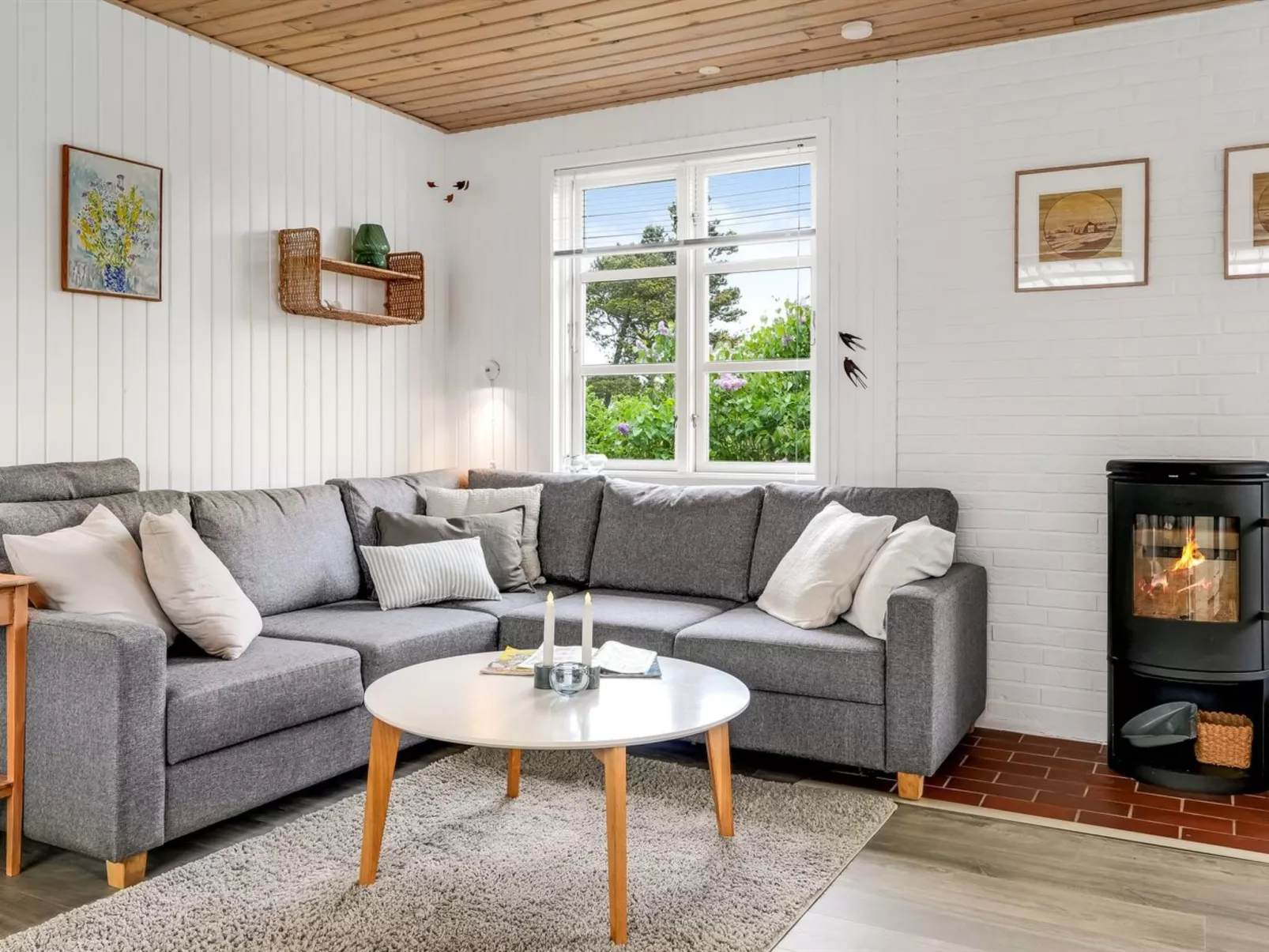 "Kaare" - 250m from the sea-Binnen