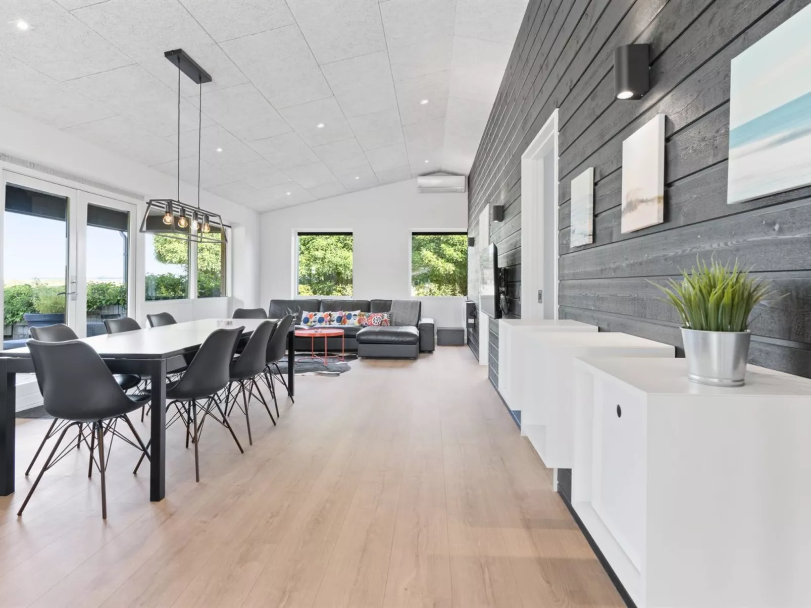 "Harri" - 400m from the sea-Binnen