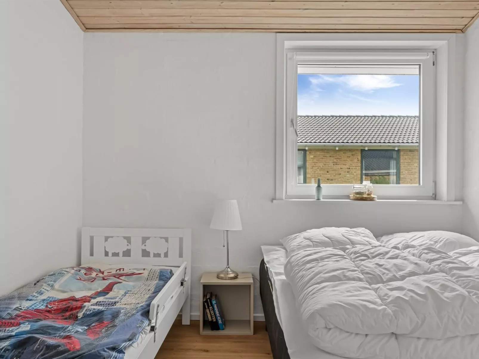 "Yardila" - 900m from the sea-Binnen