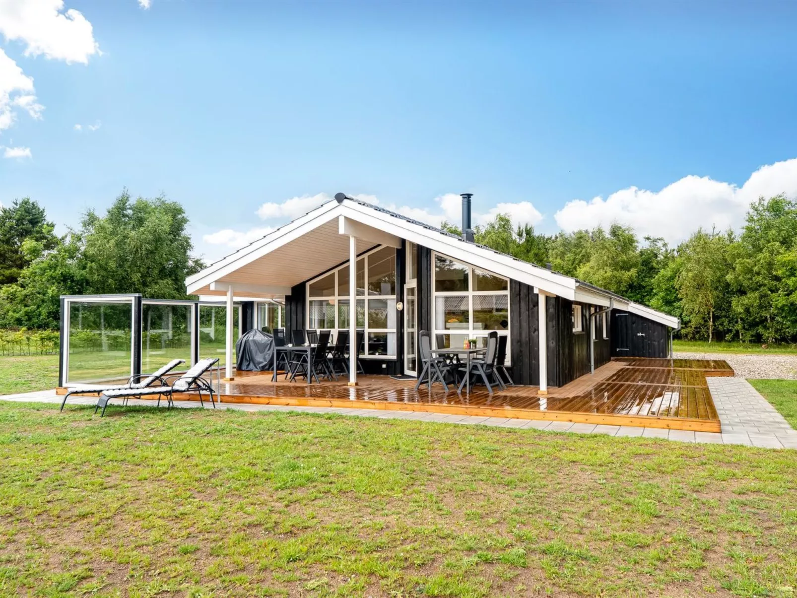 "Sulho" - 800m from the sea-Buiten