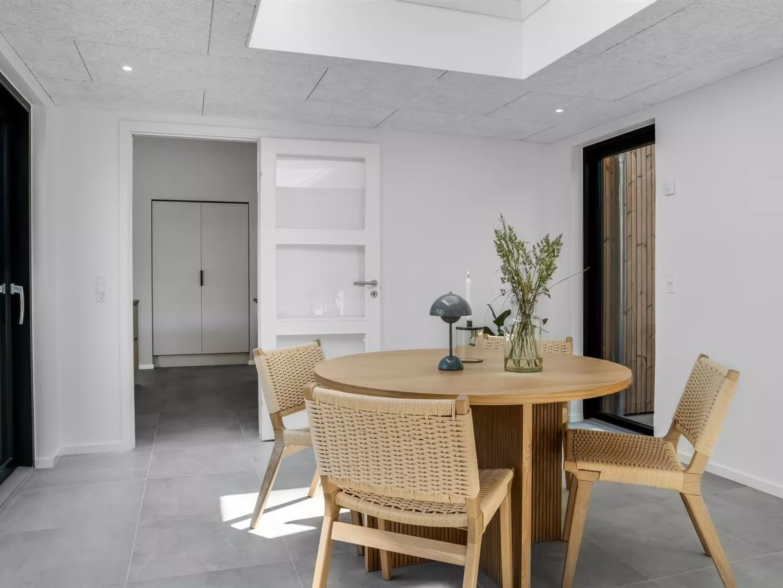 "Silja" - 900m from the sea-Binnen