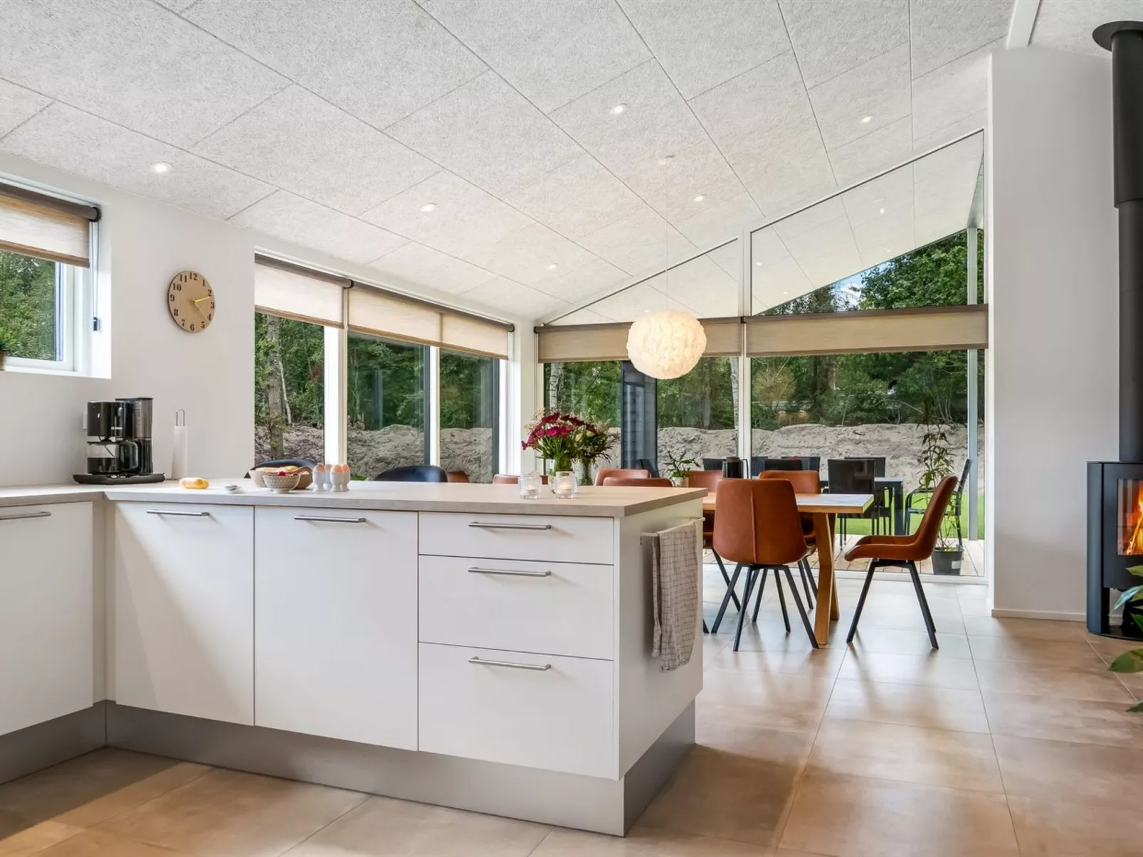 "Zoya" -  from the sea-Binnen