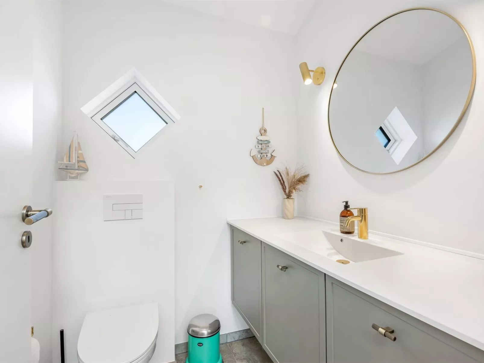 "Tjure" - 500m from the sea-Binnen