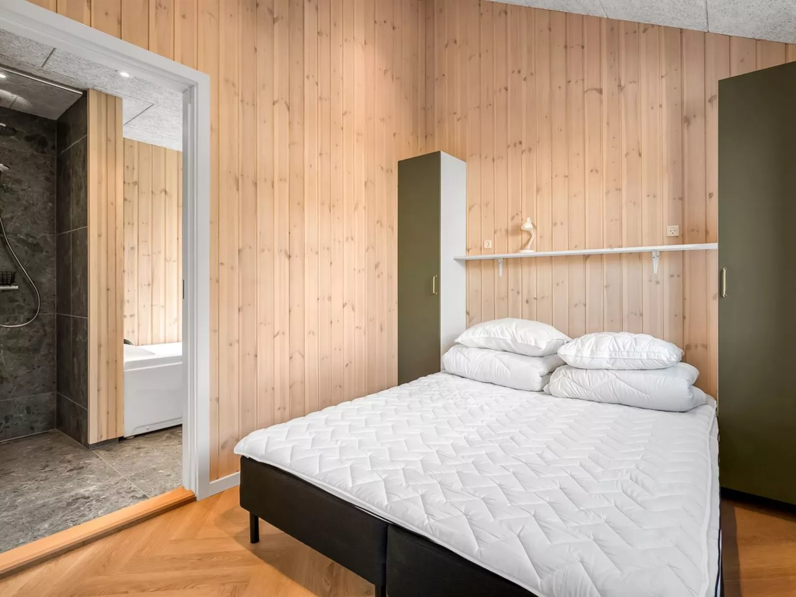 "Artur" - 800m from the sea-Binnen