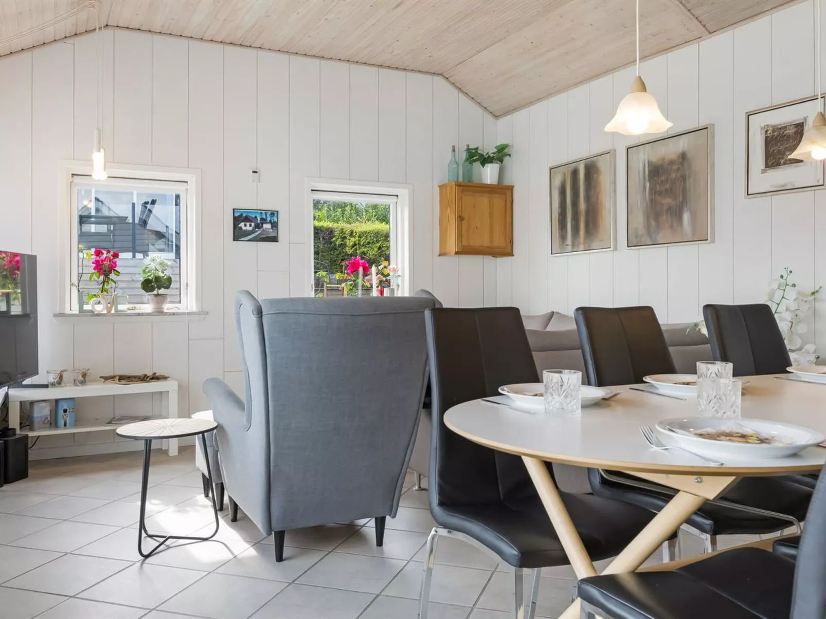 "Arnia" - 250m from the sea-Binnen