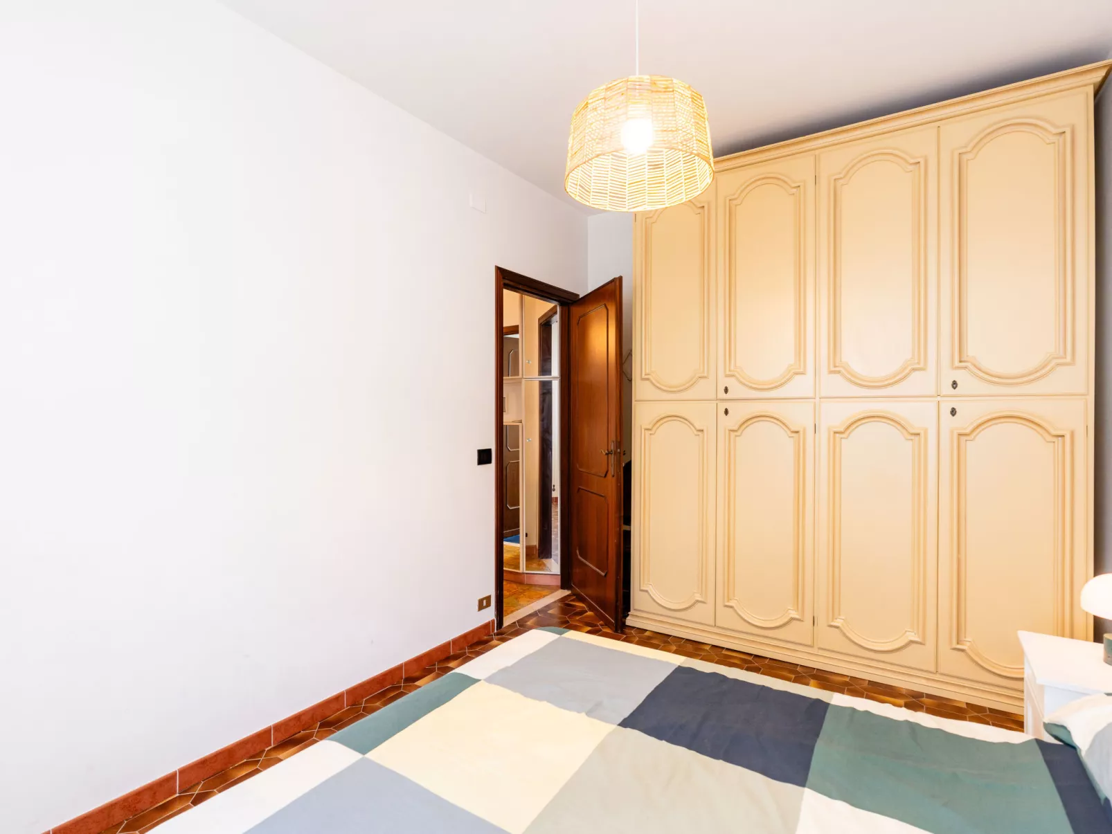 Due passi dal mare-Binnen