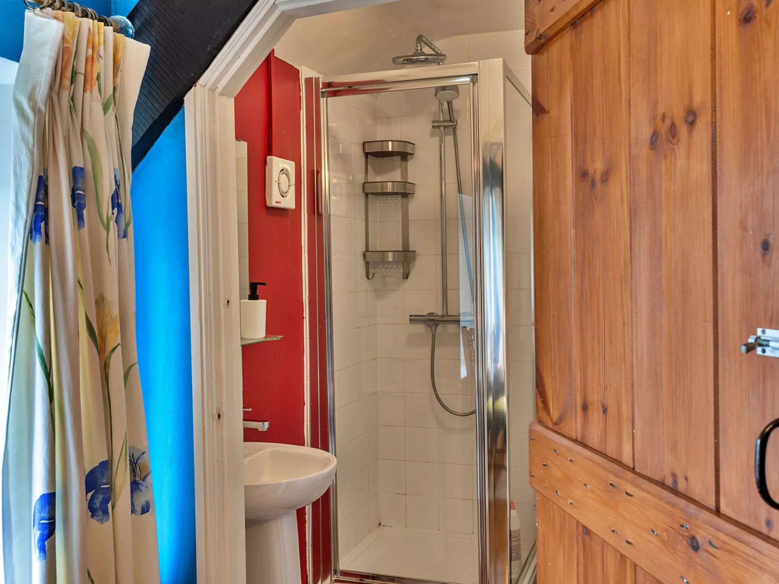 Clematis Cottage-Binnen