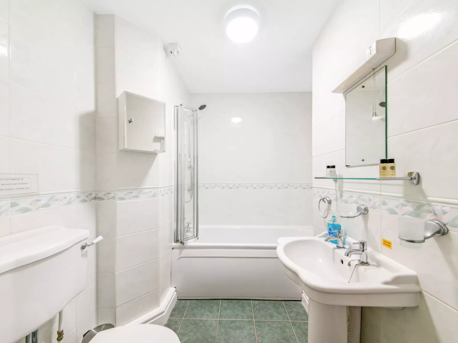 Sutton Hall Apt - Binnen