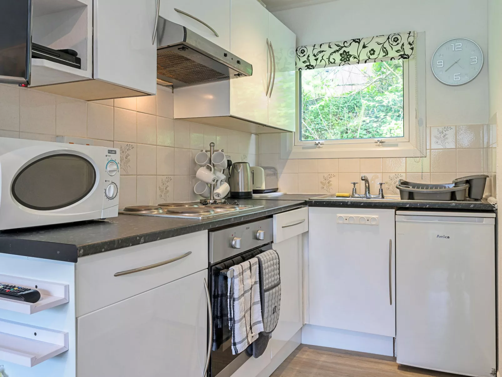 Lanteglos Villa-Binnen