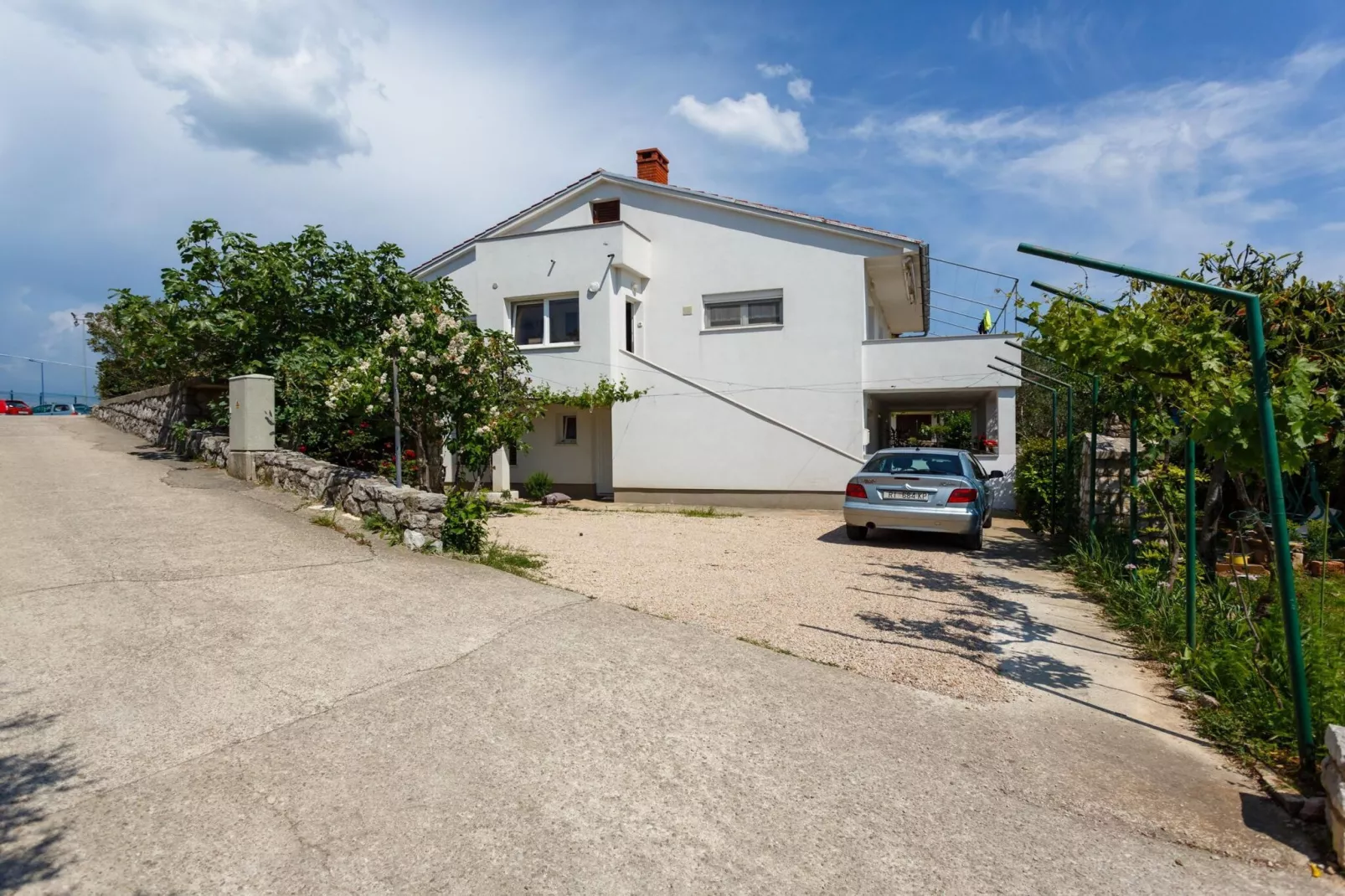 Cozy and Trendy Apartments Krk - Two Bedroom Apartment with Terrace-Buitenlucht