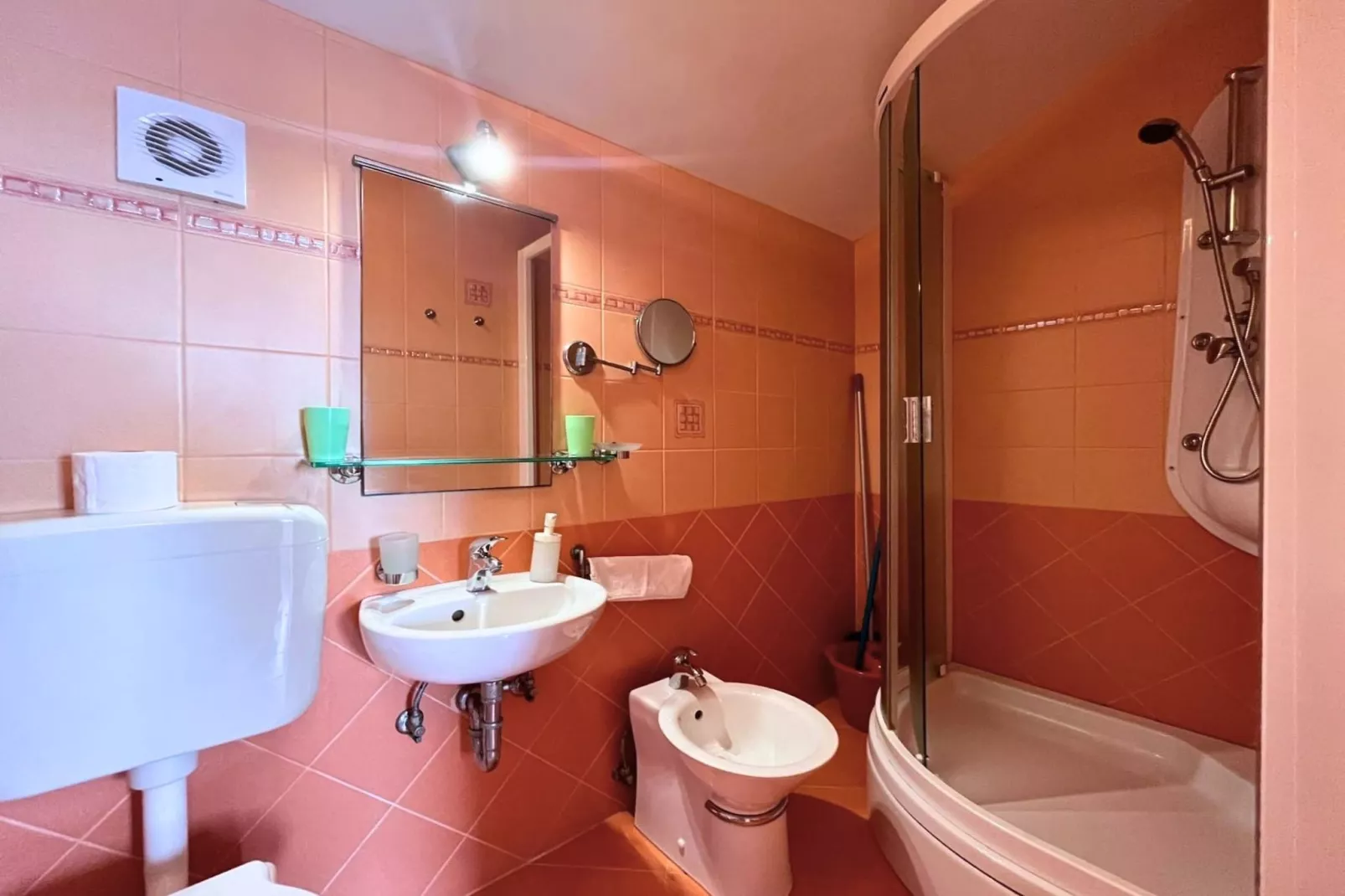 Apartments Butković - One Bedroom Apartments (A5)-Badkamer