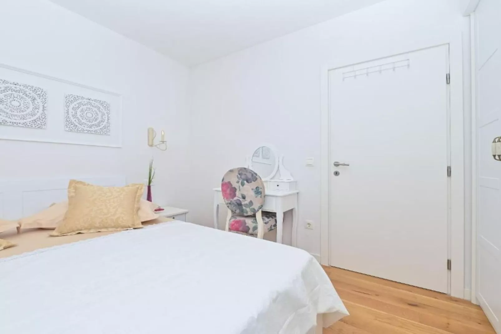 Apartment Hani 2 - Two Bedroom Apartment With Balcony And Sea View-Slaapkamer