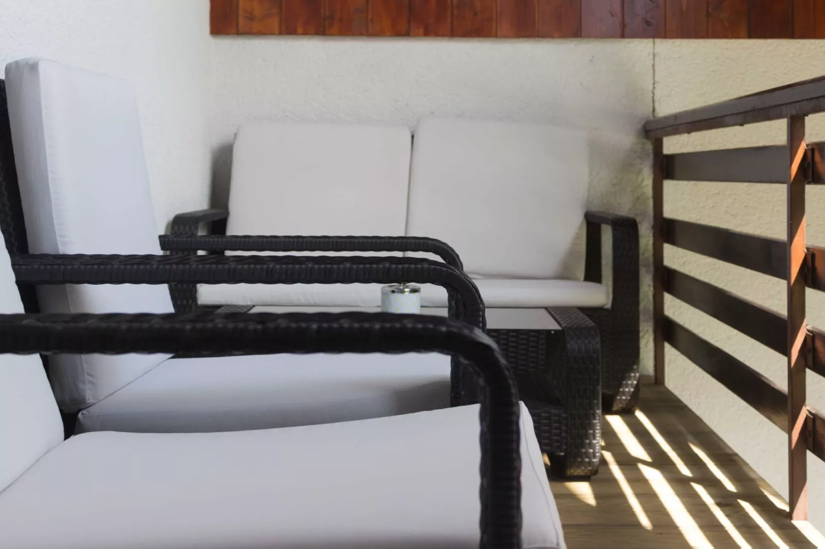 Cozy Holiday Home with Garden, BBQ, and Outdoor Dining Area in Rečica ob Savinji - Two Bedroom Apartment-Terrasbalkon