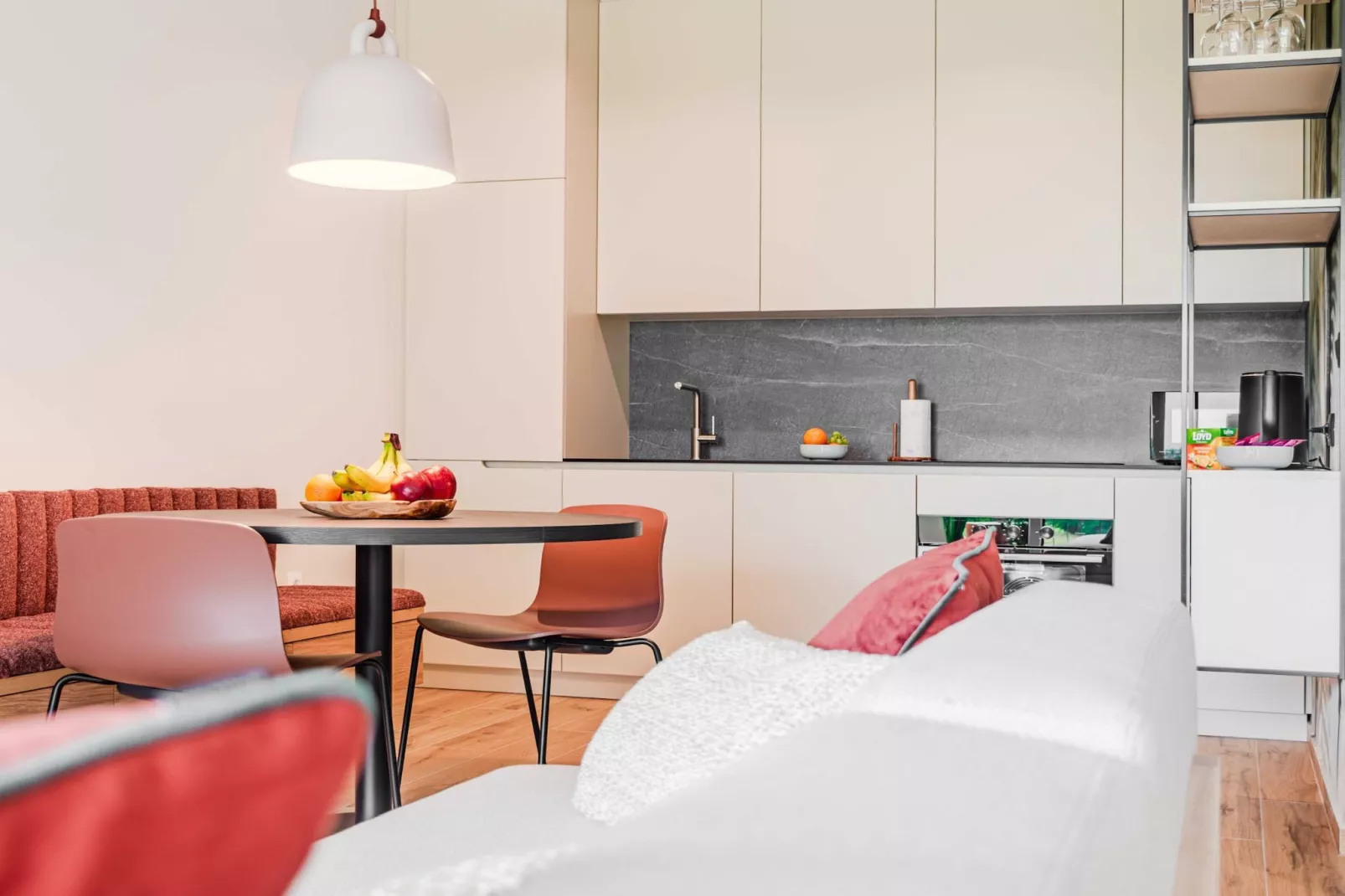 Bovec Chic Apartment with Sauna - One Bedroom Apartment with Balcony-Keuken