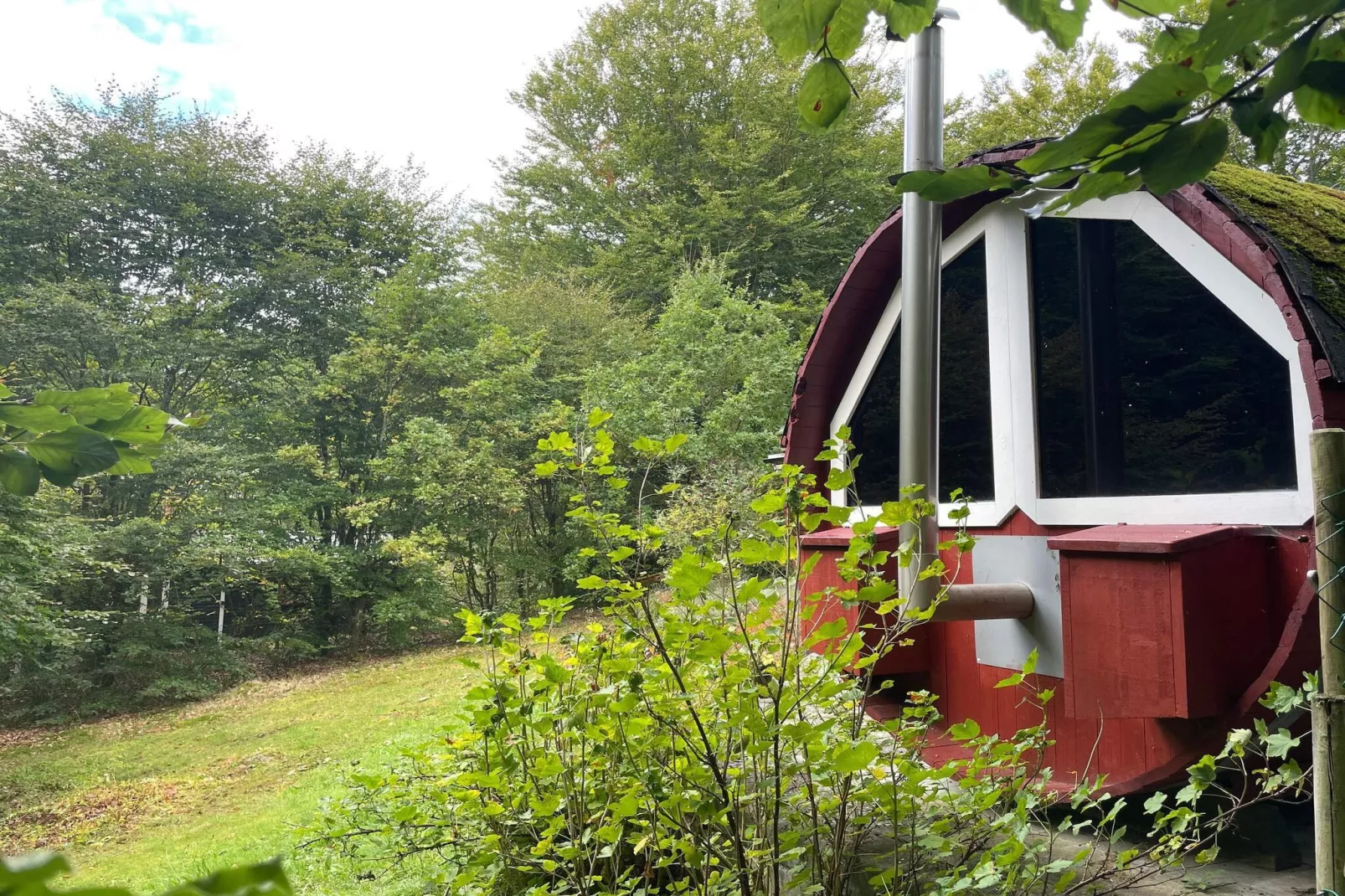 Charmante cottage aan het meer met sauna-Buitenlucht