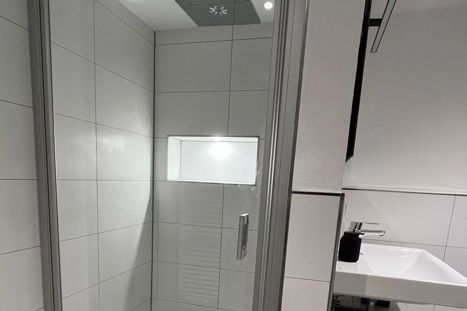 Apartment Eifelglück mit Dachterrasse-Badkamer