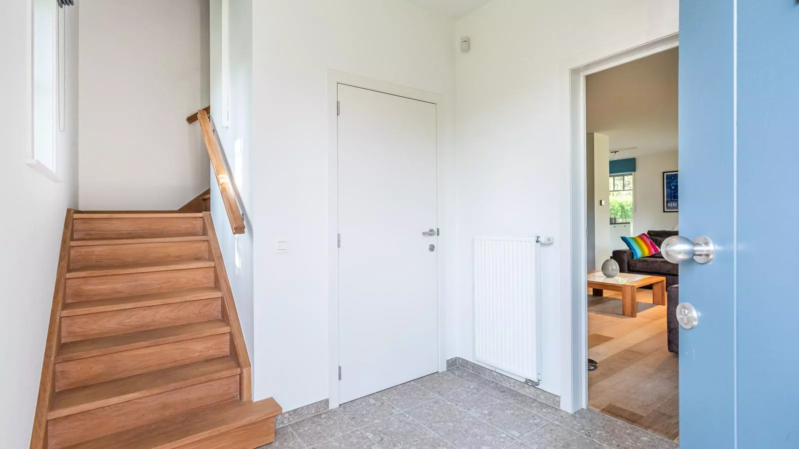 La Matinée-Overloop