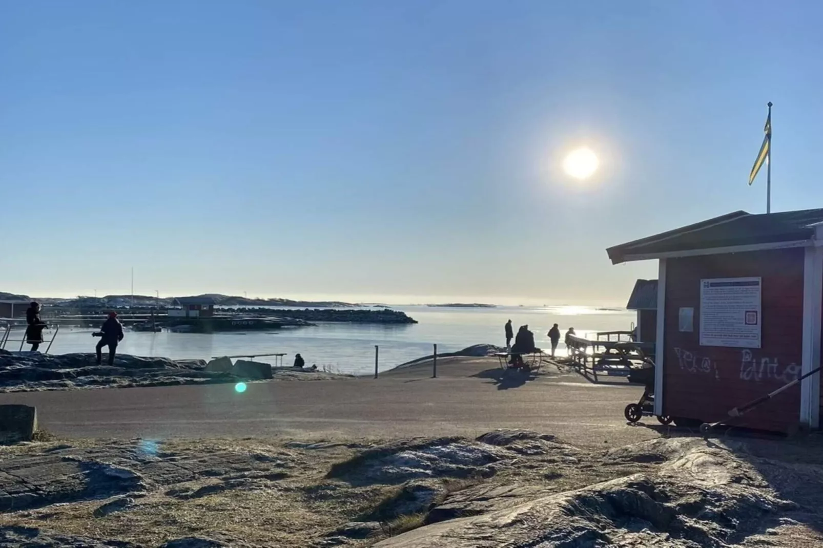 Kustwoning in Sandvik met zwembad