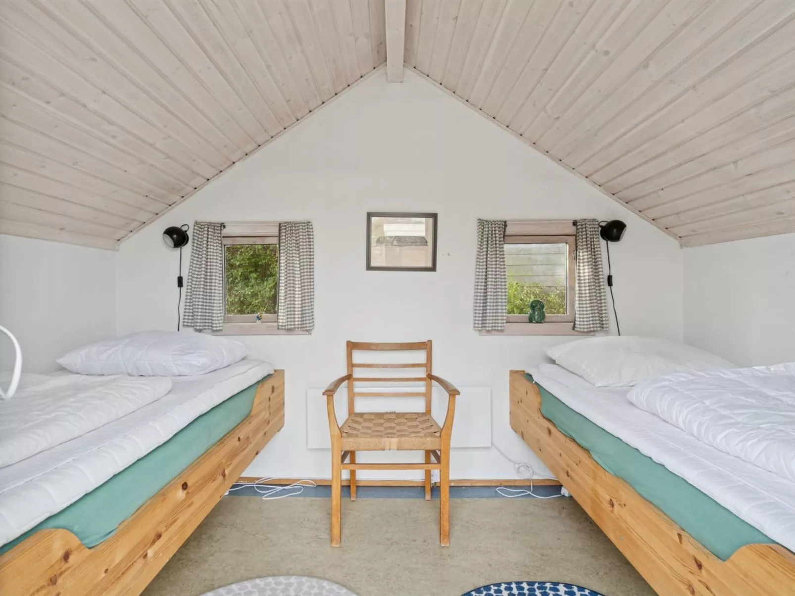 "Elle" - 175m from the sea-Binnen