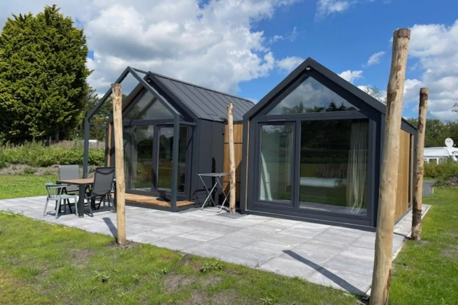 Cosy house | 4 persoons-Buitenkant zomer