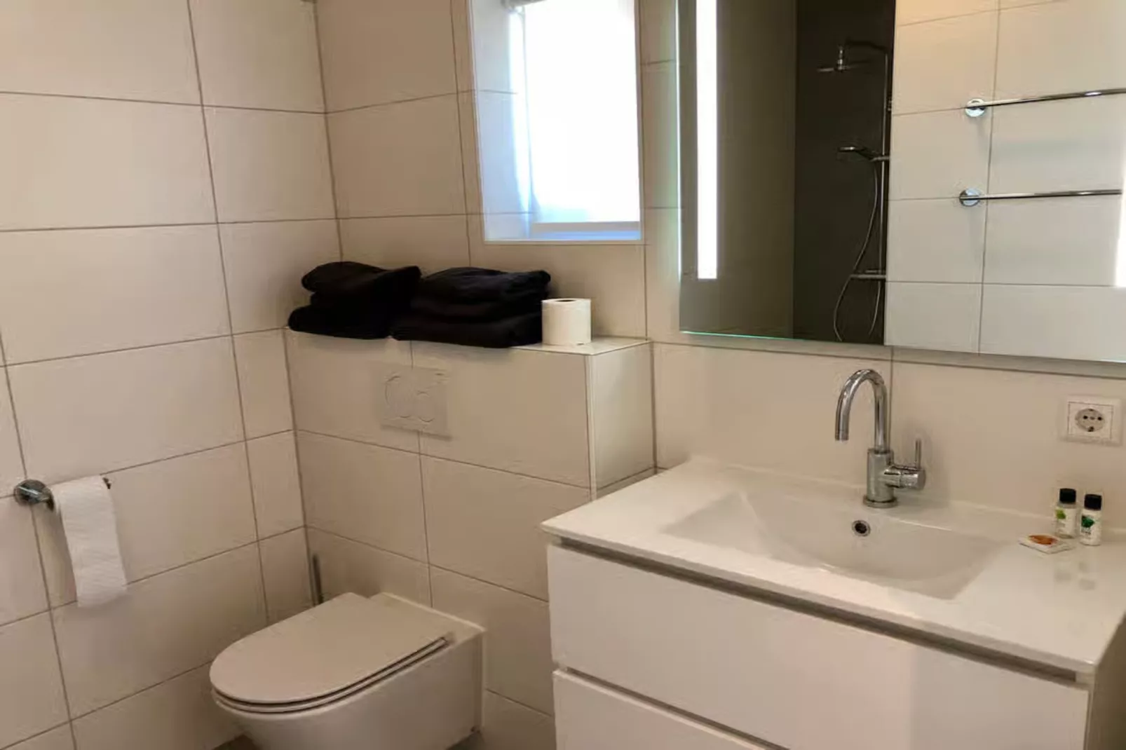 Plein 40 Lodge 22-Badkamer