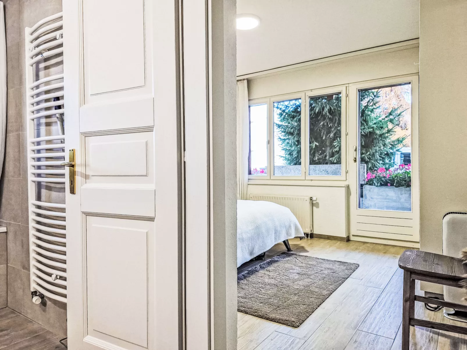 Ambassador 2/1-Binnen